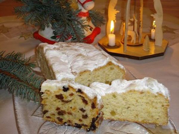 Rosinenstollen-Mandelstollen